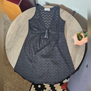 Black‎ Chevron Sleeveless Dress